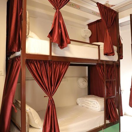Hostel Funky Bunky Ουνταϊπούρ Εξωτερικό φωτογραφία
