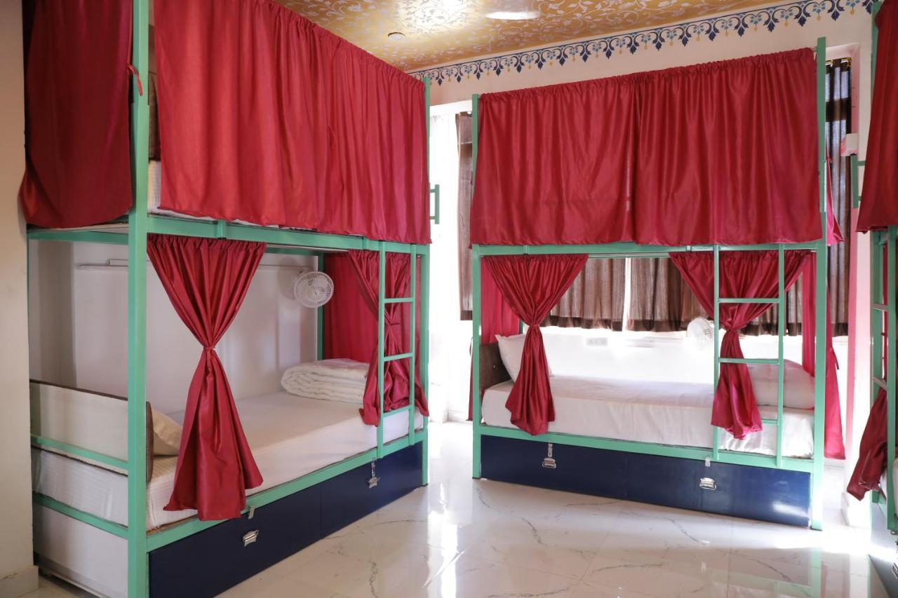 Hostel Funky Bunky Ουνταϊπούρ Εξωτερικό φωτογραφία