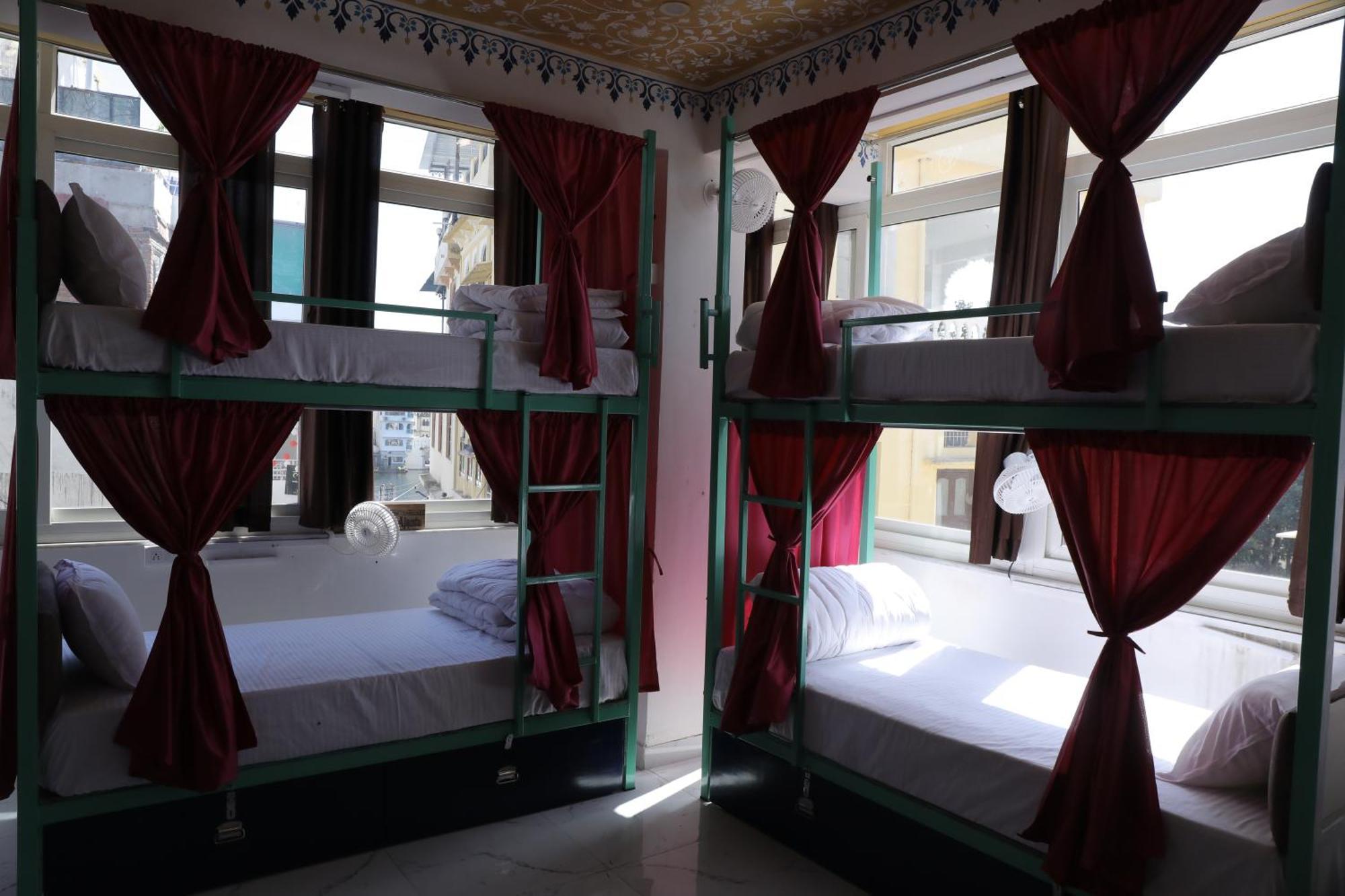Hostel Funky Bunky Ουνταϊπούρ Εξωτερικό φωτογραφία