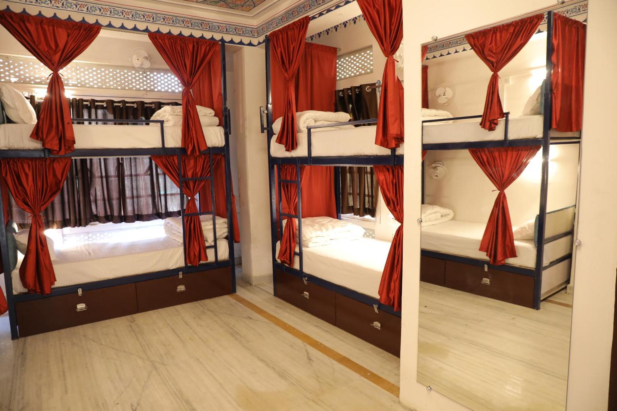 Hostel Funky Bunky Ουνταϊπούρ Εξωτερικό φωτογραφία