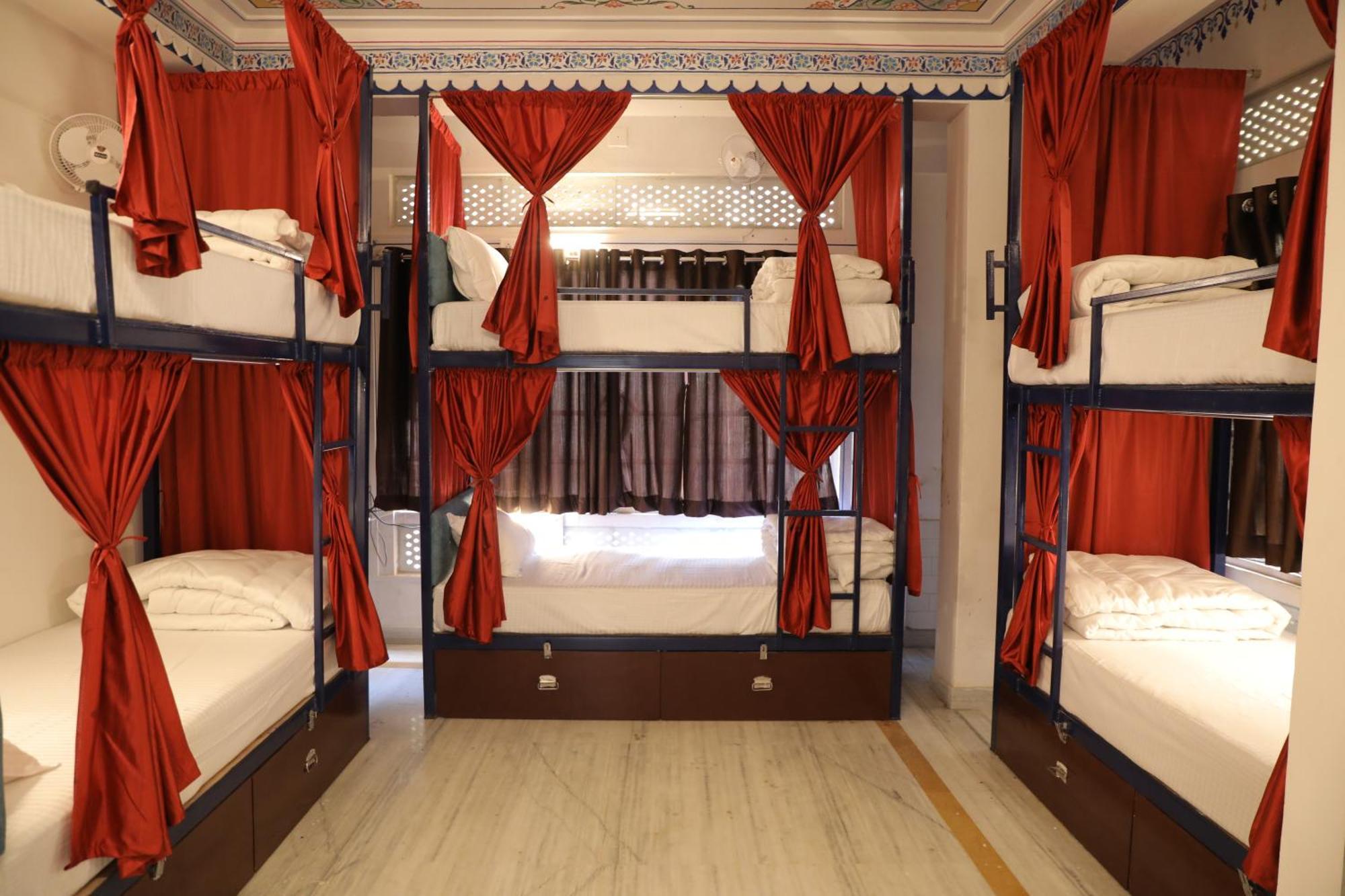 Hostel Funky Bunky Ουνταϊπούρ Εξωτερικό φωτογραφία