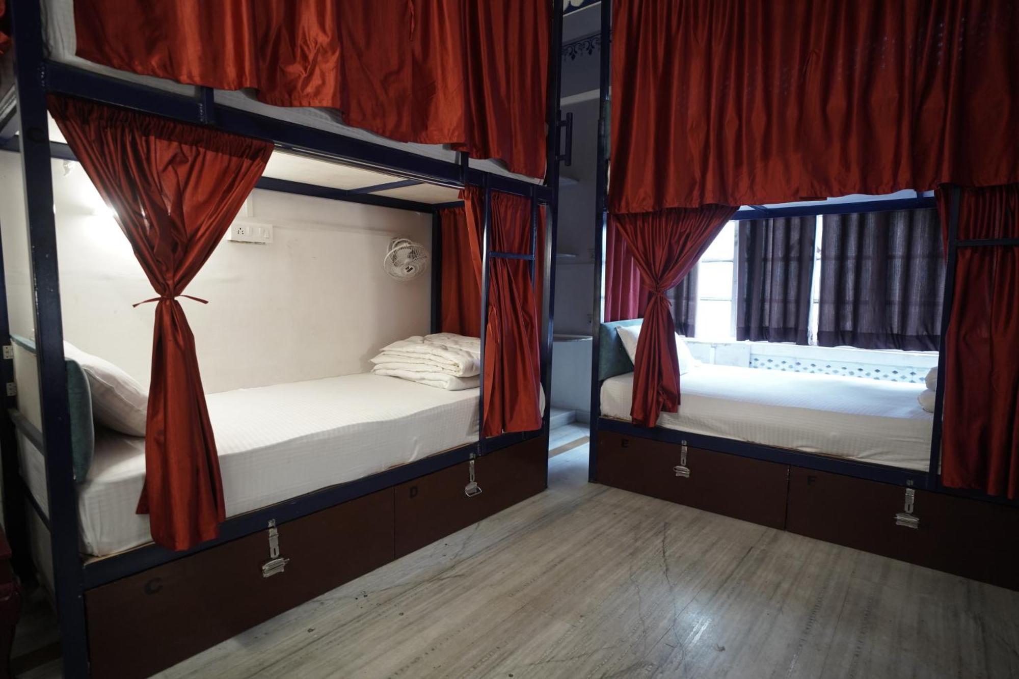 Hostel Funky Bunky Ουνταϊπούρ Εξωτερικό φωτογραφία