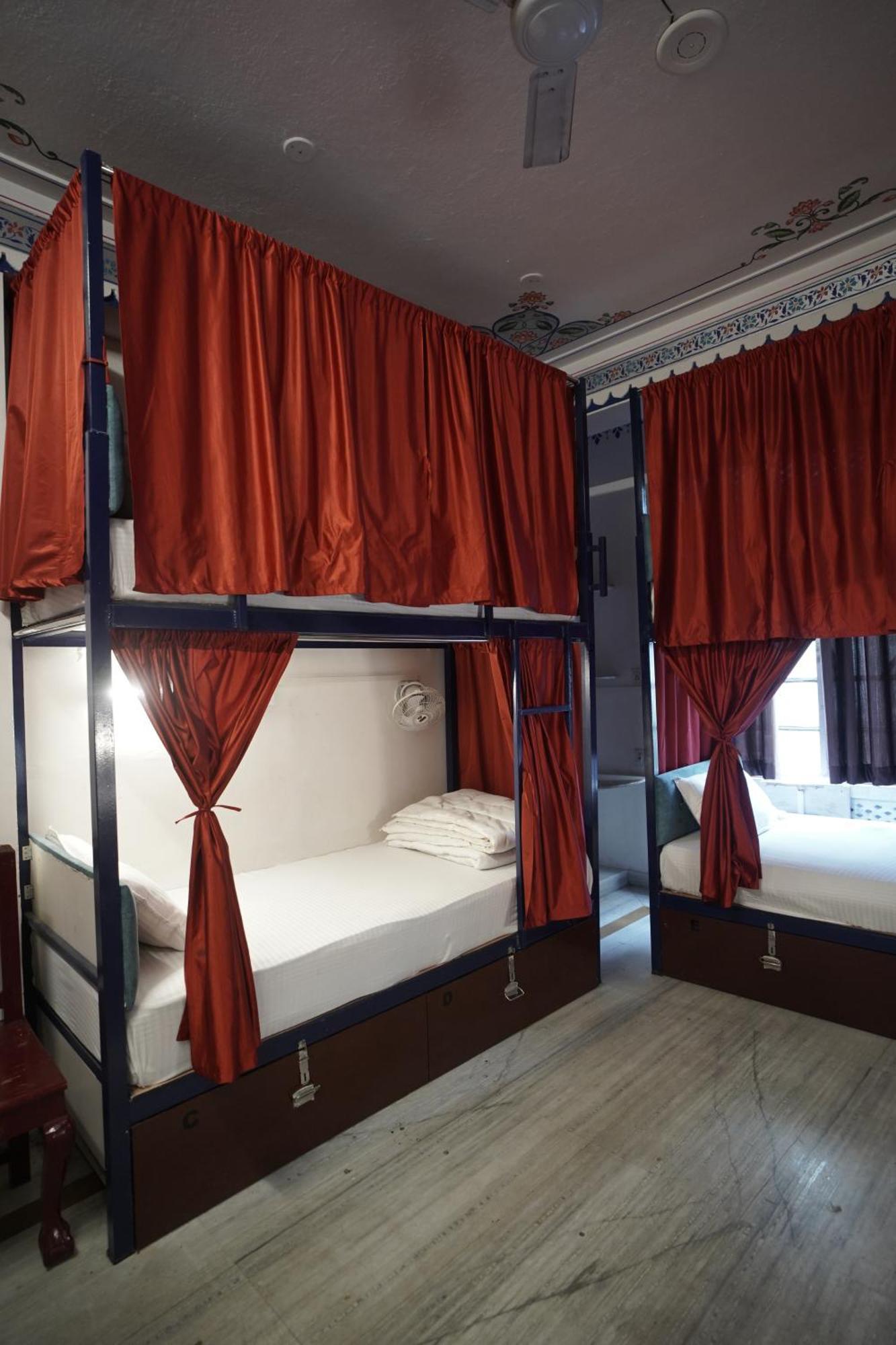 Hostel Funky Bunky Ουνταϊπούρ Εξωτερικό φωτογραφία