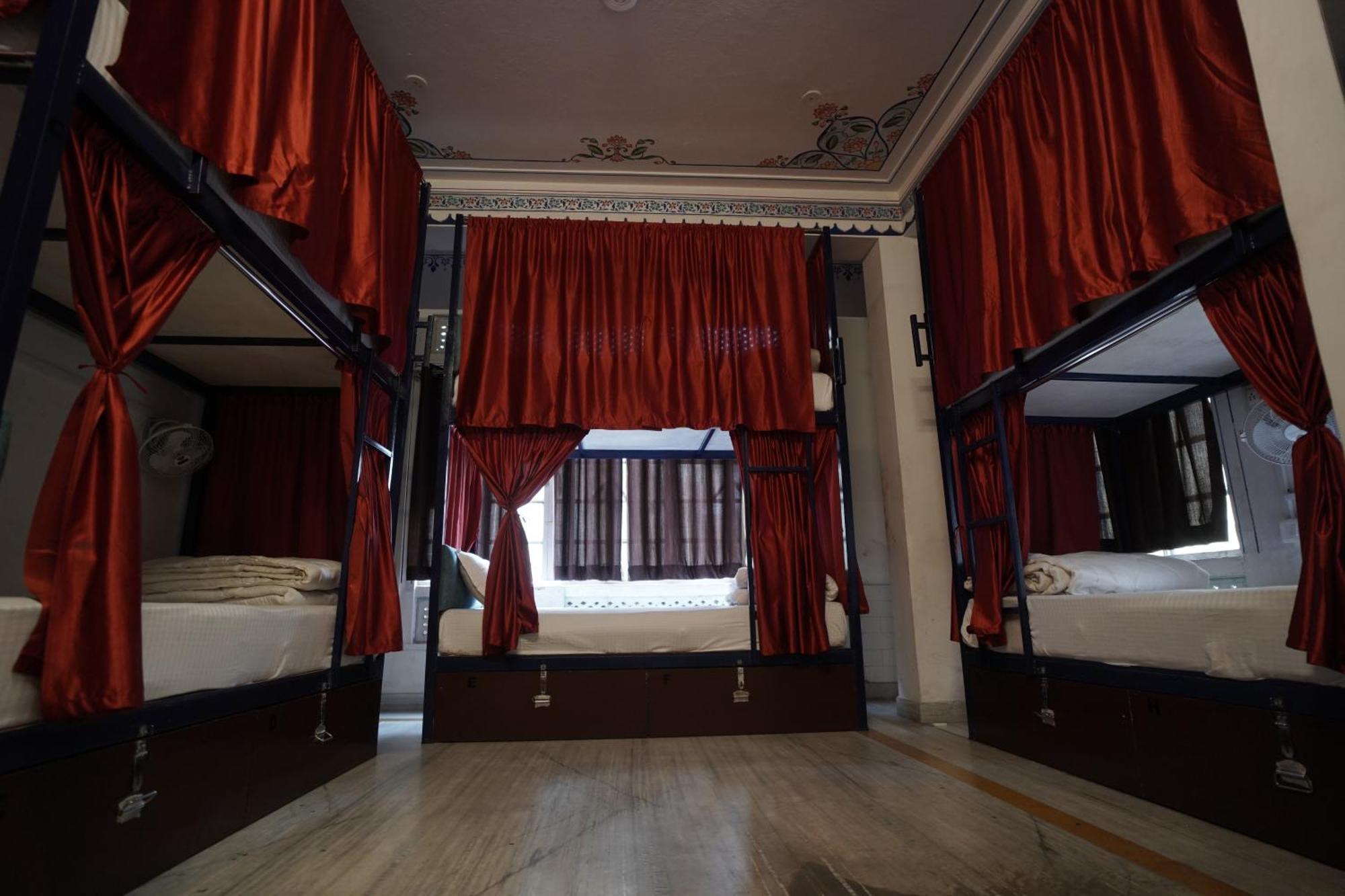 Hostel Funky Bunky Ουνταϊπούρ Εξωτερικό φωτογραφία