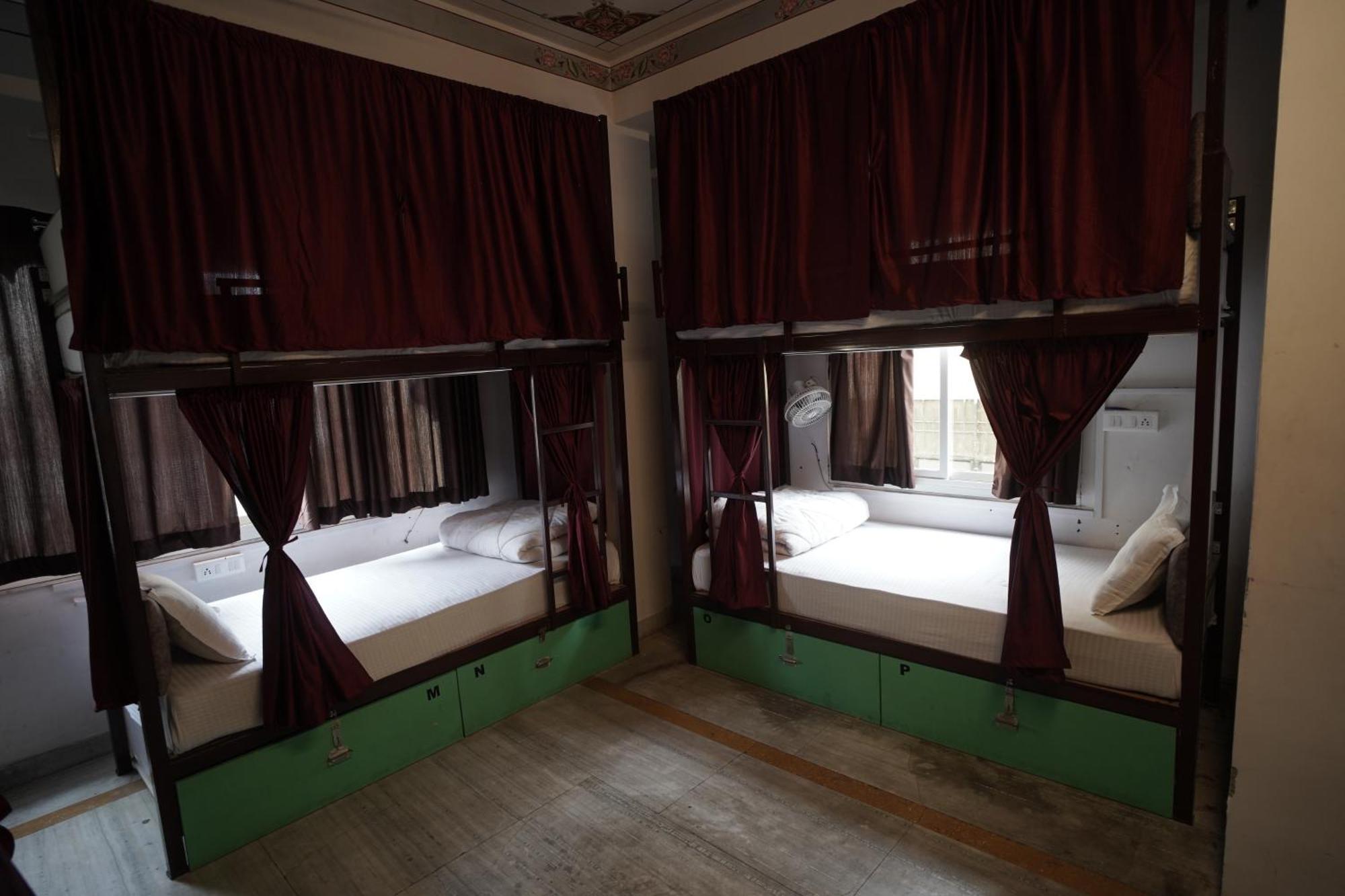 Hostel Funky Bunky Ουνταϊπούρ Εξωτερικό φωτογραφία