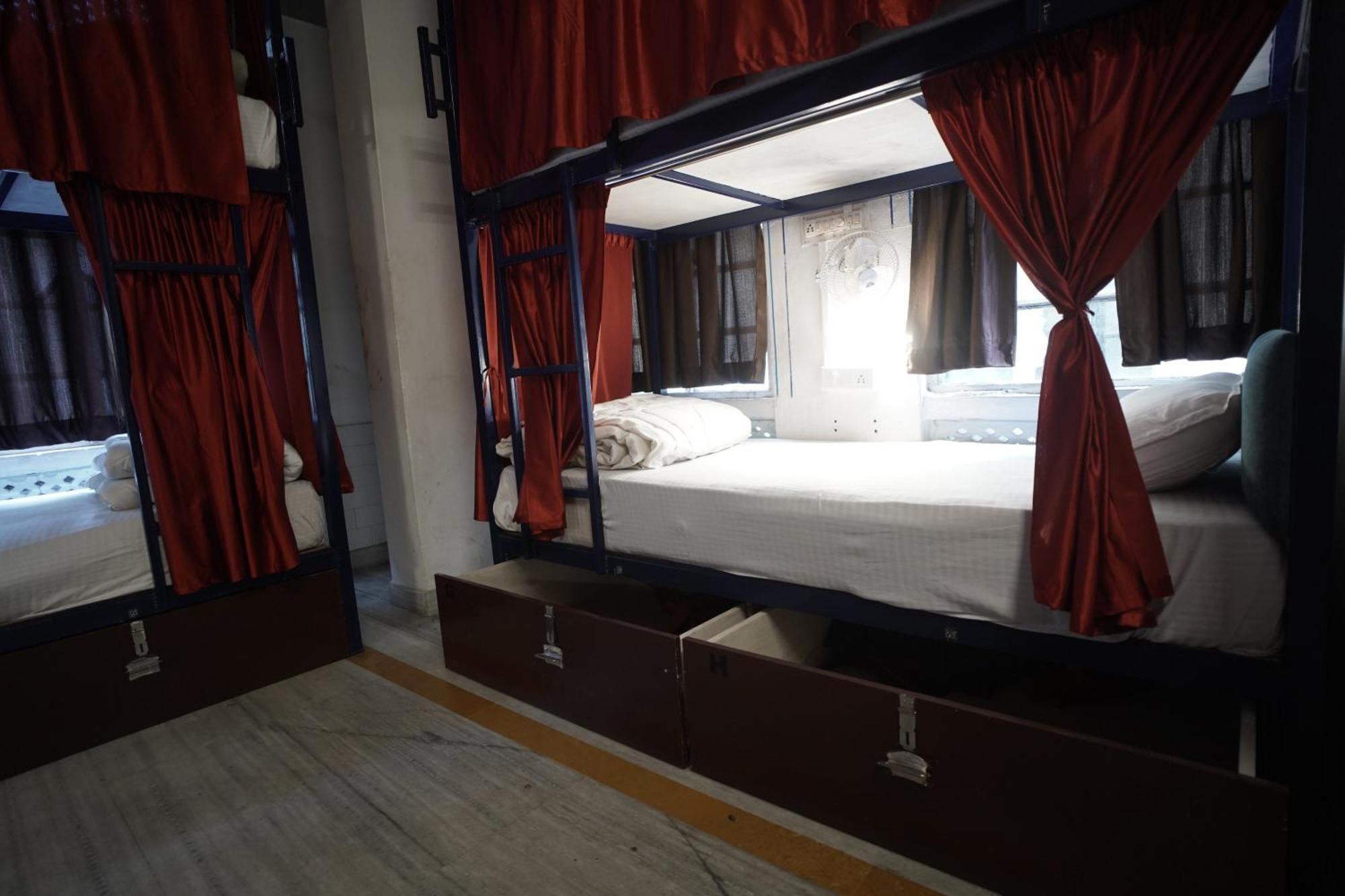 Hostel Funky Bunky Ουνταϊπούρ Εξωτερικό φωτογραφία