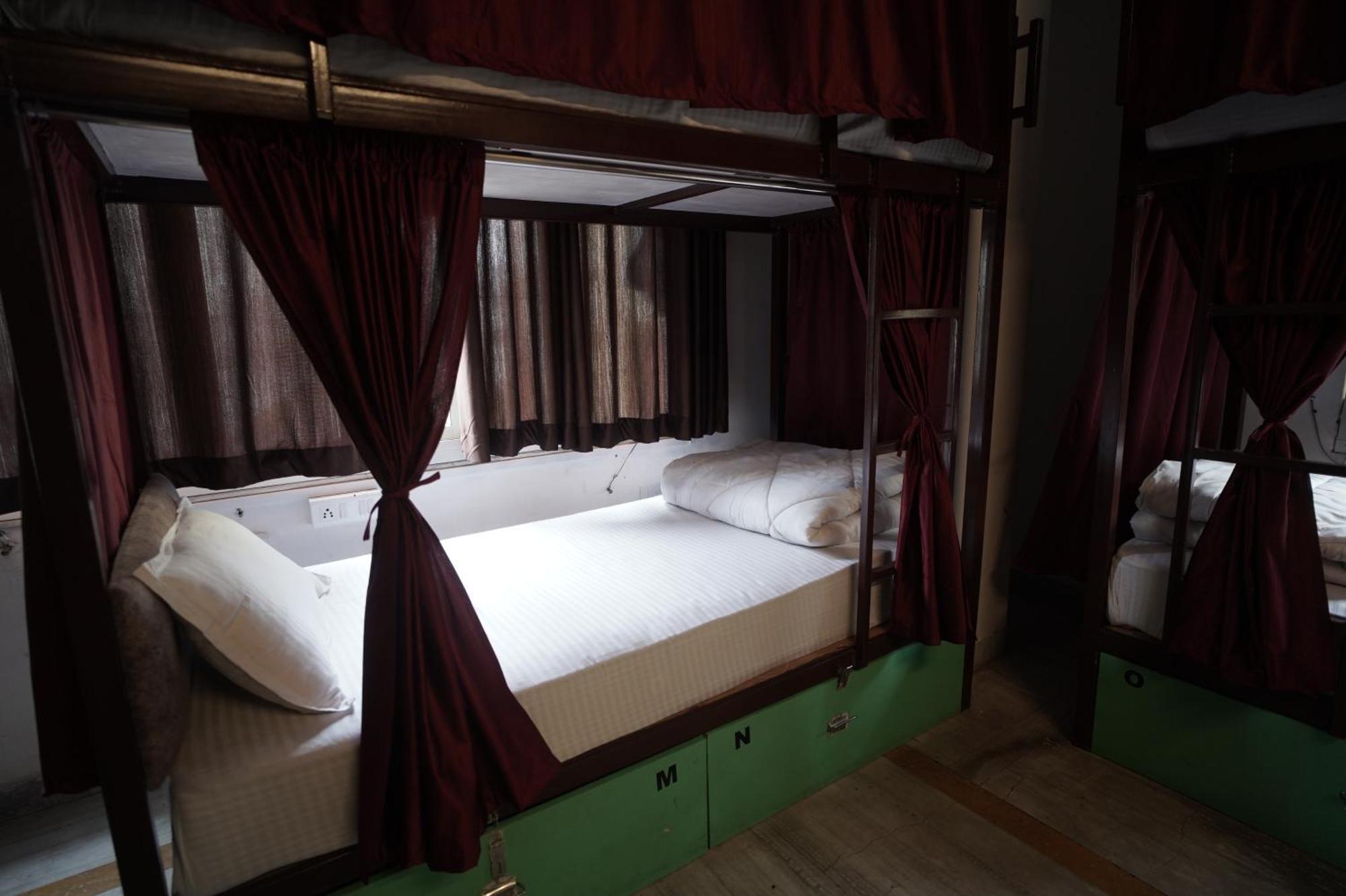 Hostel Funky Bunky Ουνταϊπούρ Εξωτερικό φωτογραφία
