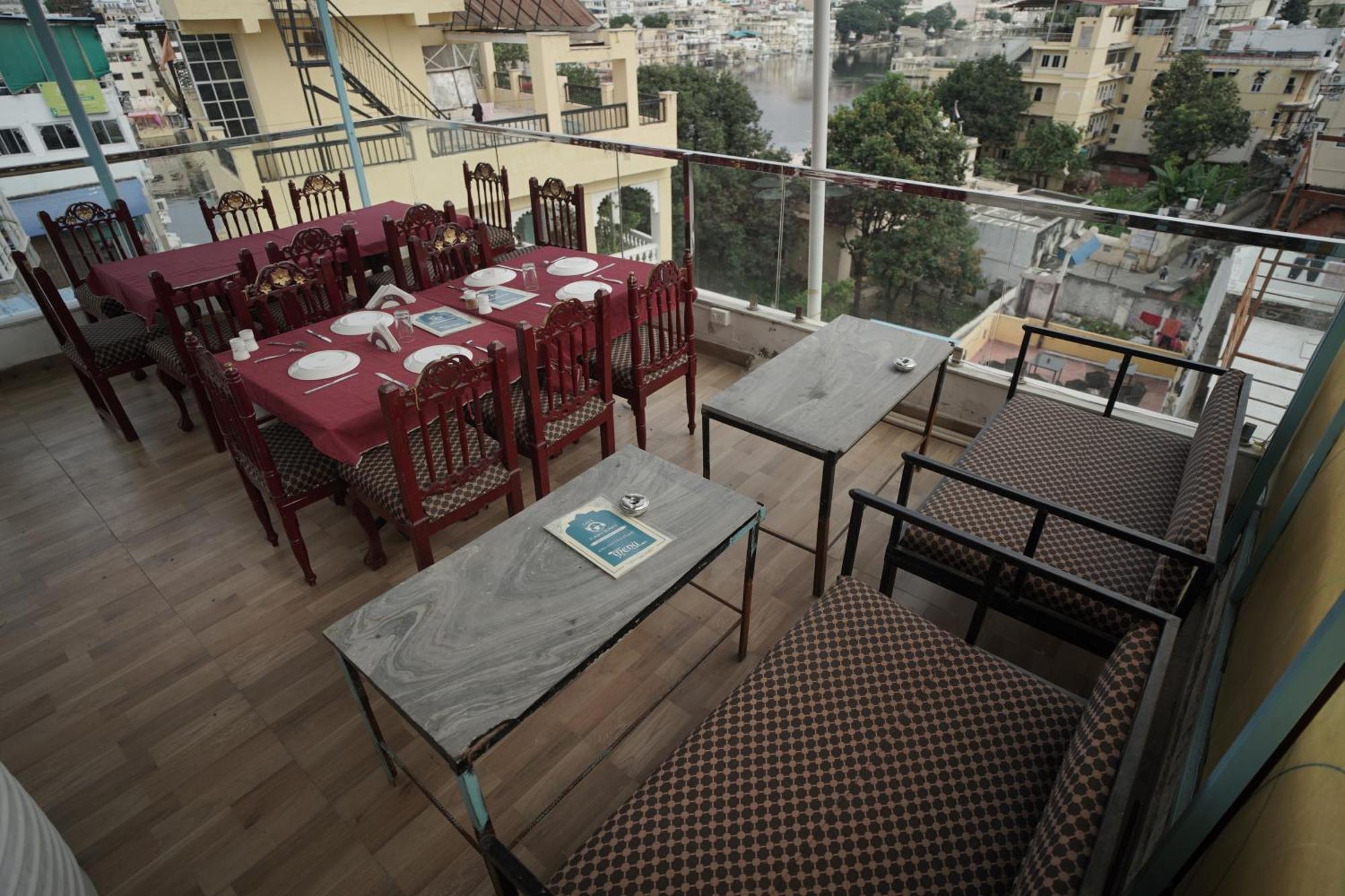 Hostel Funky Bunky Ουνταϊπούρ Εξωτερικό φωτογραφία