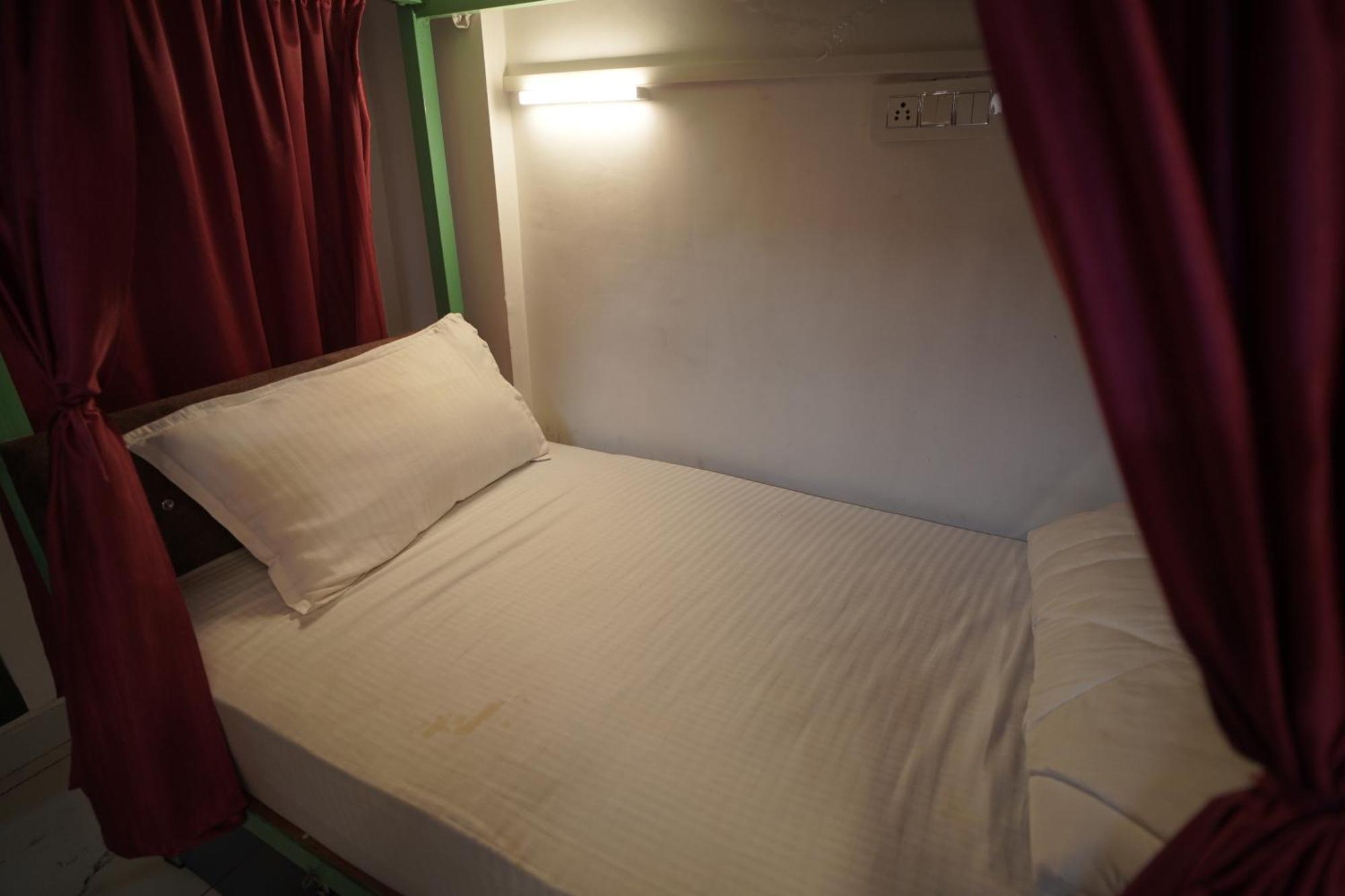 Hostel Funky Bunky Ουνταϊπούρ Εξωτερικό φωτογραφία